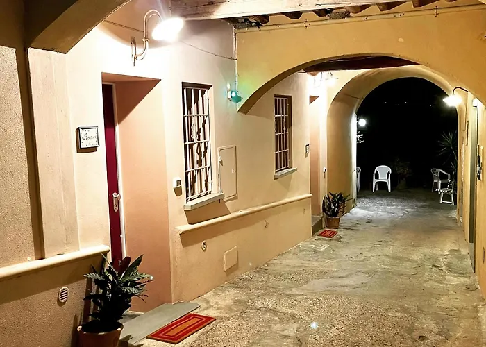 Residenza dei Piaceri Perduti-Rosa